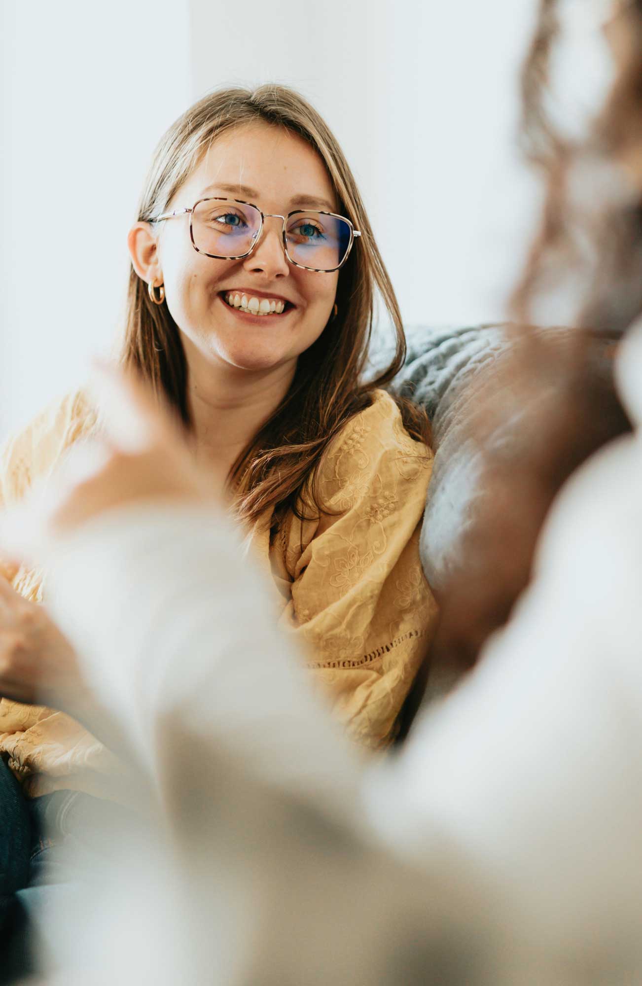 Experte für E-Learning Plattformen im Kundengespräch